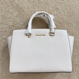 Michael Michael Kors Large Selma Satchel Vanilla